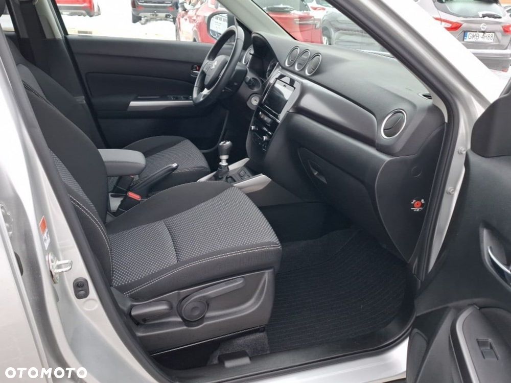 Suzuki Vitara - 20