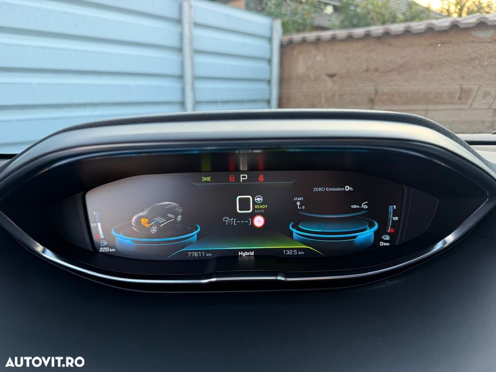 Peugeot 3008 PHEV 300 EAT8 4X4 GT - 17