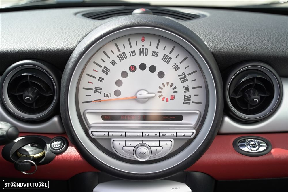 MINI Cabrio Cooper - 16