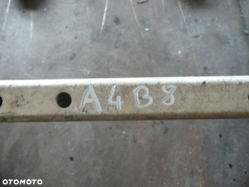 Audi A4 B8  Sanki  Wózek Kołyska Przód - 2