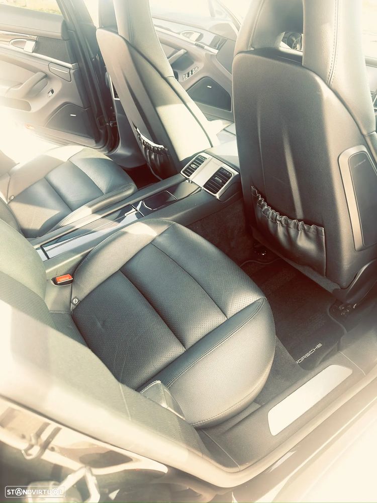Porsche Panamera S E-Hybrid - 17
