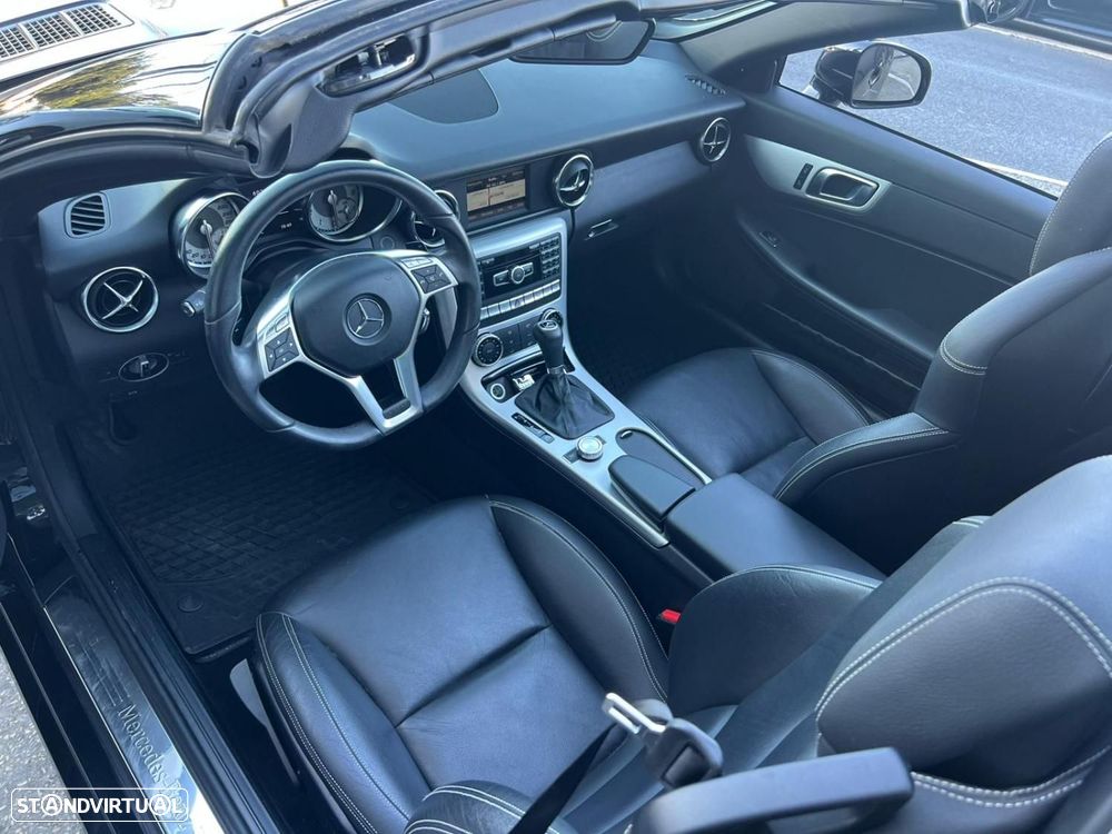 Mercedes-Benz SLK 200 (BlueEFFICIENCY) 7G-TRONIC - 7