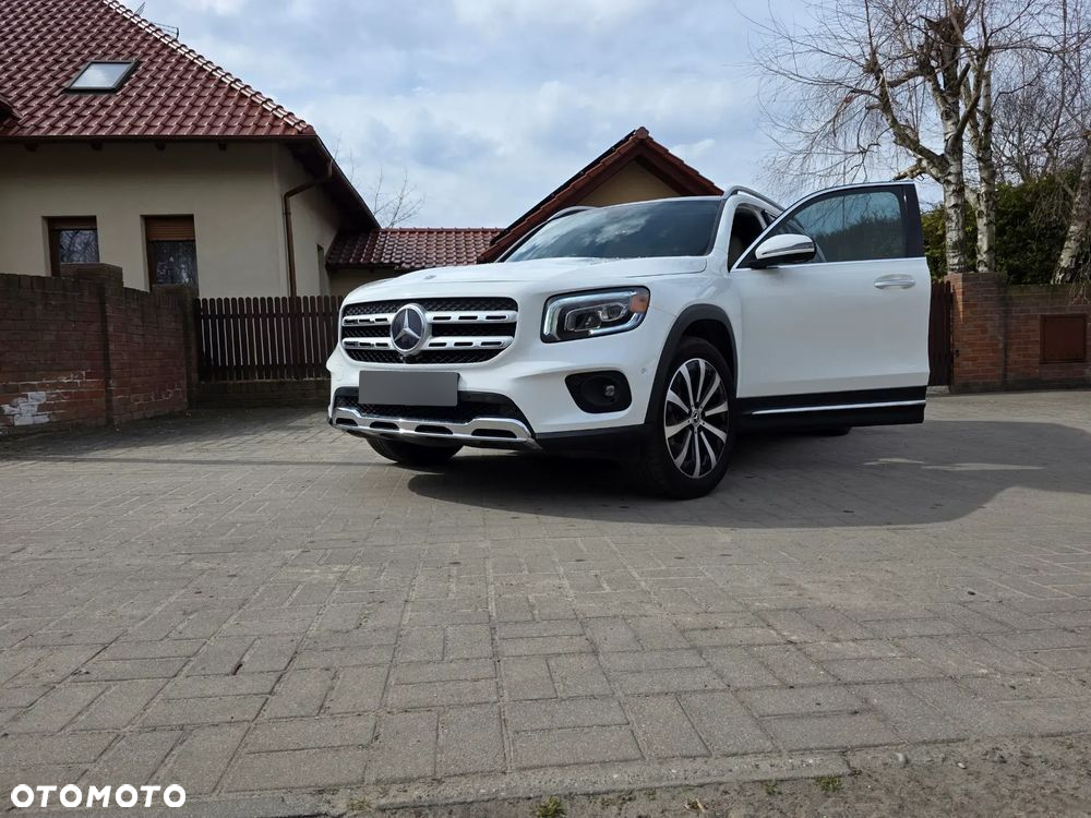 Mercedes-Benz GLB 250 Progressive 8G-DCT - 4