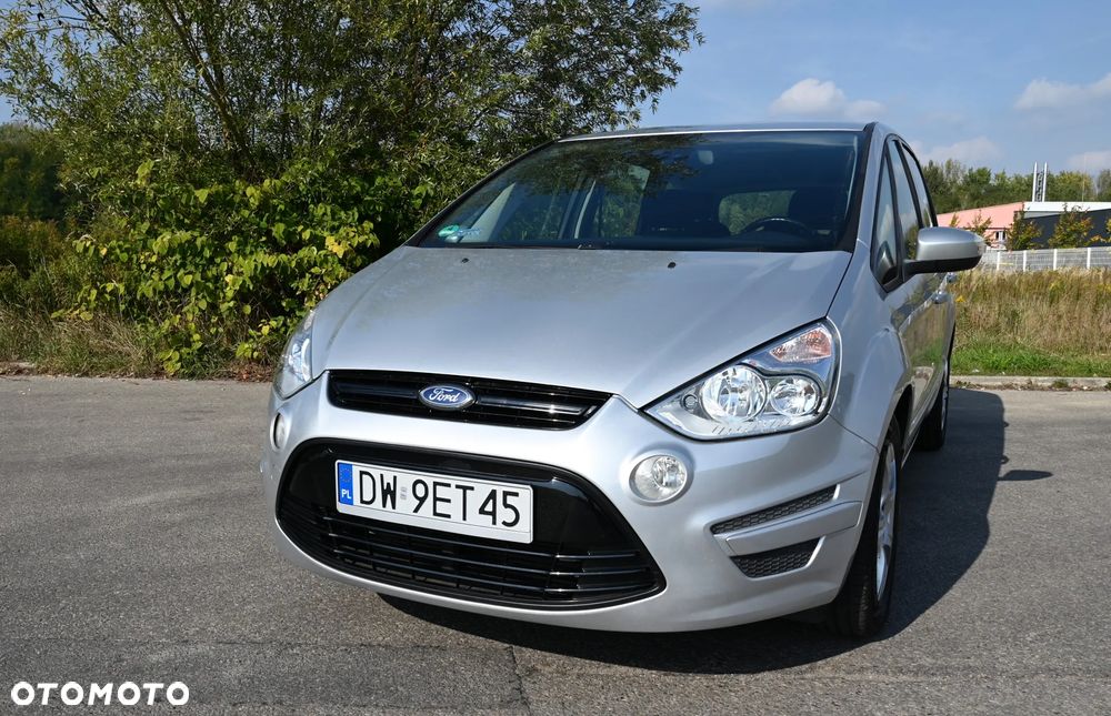 Ford S-Max - 8