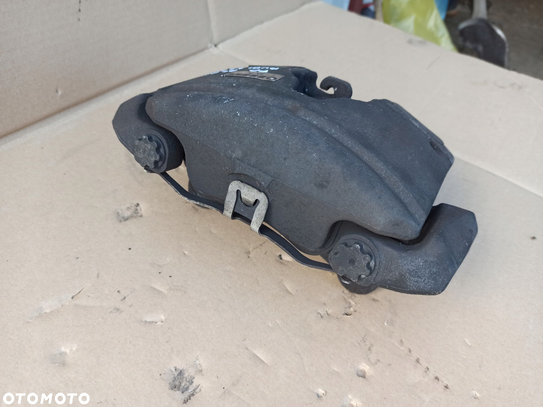 Zacisk hamulcowy prawy przód AUDI A4 B8 320mm - 3
