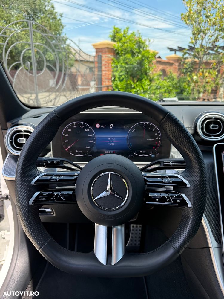 Mercedes-Benz C 300 de 4MATIC 9G-TRONIC AMG Line - 23