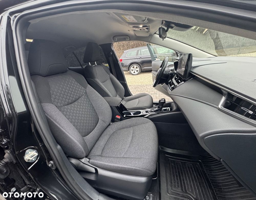 Toyota Corolla 1.8 Hybrid Comfort - 37