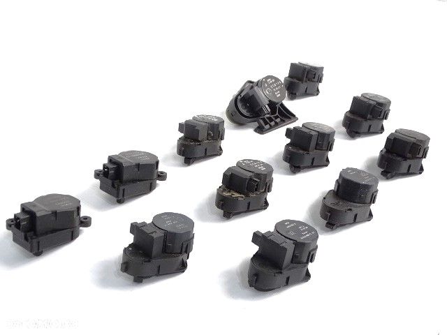 BMW 5 E39  X5 E53 Silniczek Silnik Siłownik Klap Nawiewu Dmuchawy Nagrzewnicy 64116902697 6902697 64116935443 6935443 Valeo 0765018512 - 2