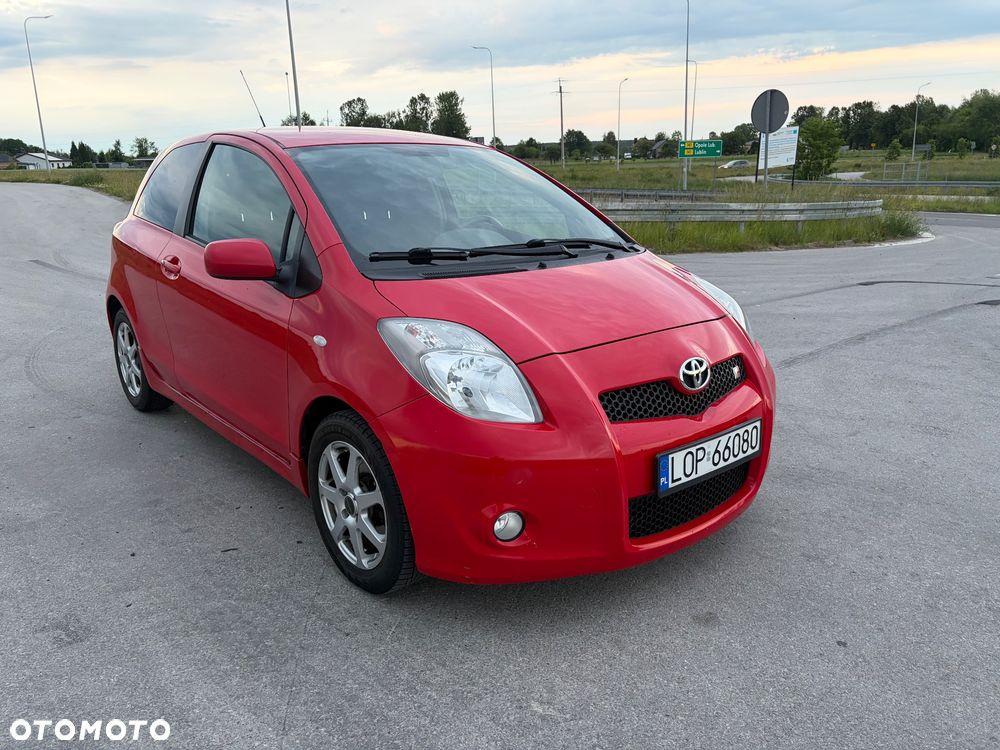 Toyota Yaris 1.8 VVT-i TS - 2