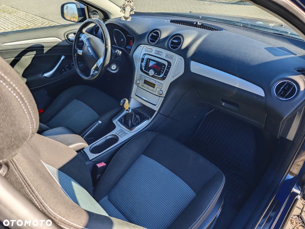 Ford Mondeo 2.0 TDCi Trend - 11