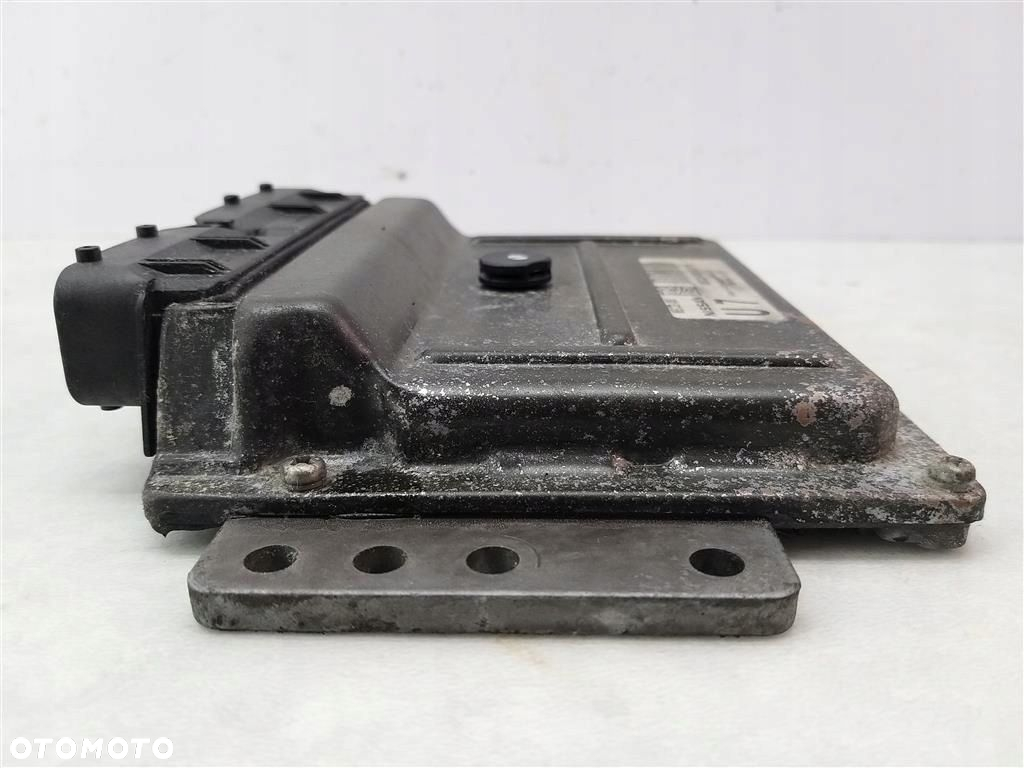 Komputer sterownik silnika Nissan Micra K12 2003-2010  MEC32-080 - 5