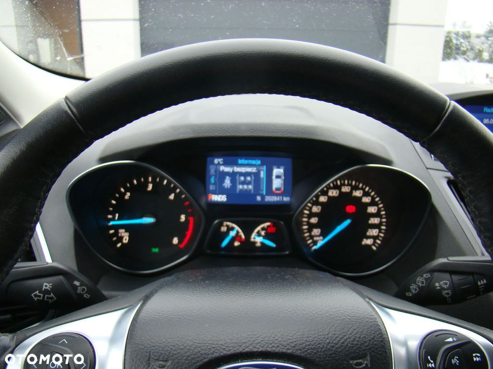 Ford Kuga 2.0 TDCi 4x4 Titanium - 30