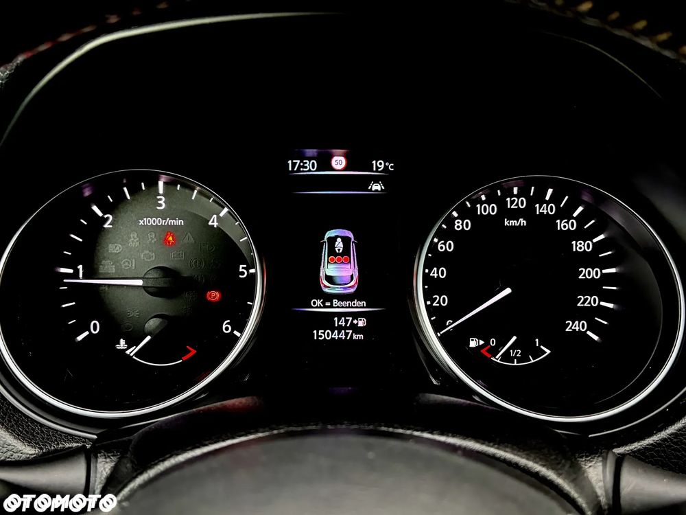 Nissan Qashqai 1.5 dCi N-Connecta EU6 - 22