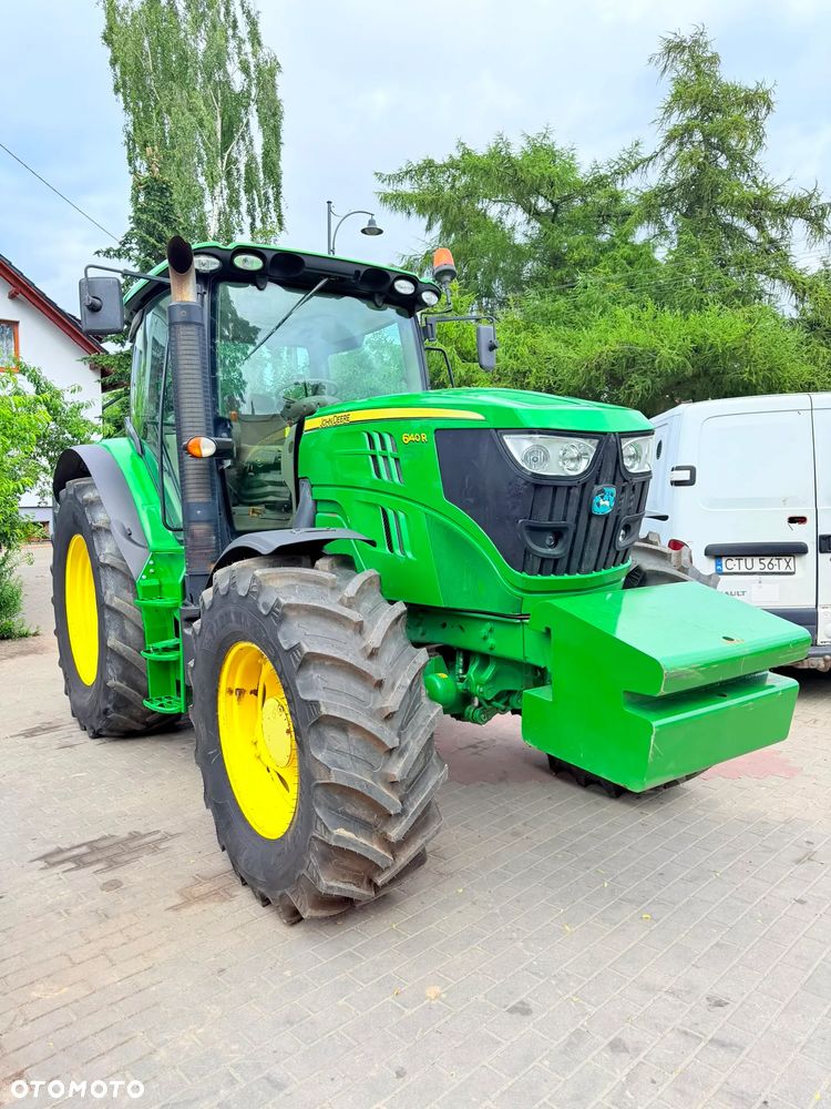 John Deere 6140R - 6
