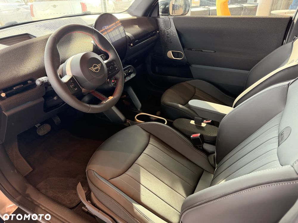 MINI Cooper E 40.7 Linia John Works - 10