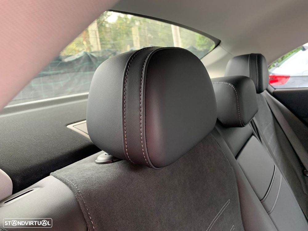 Mercedes-Benz C 300 - 12