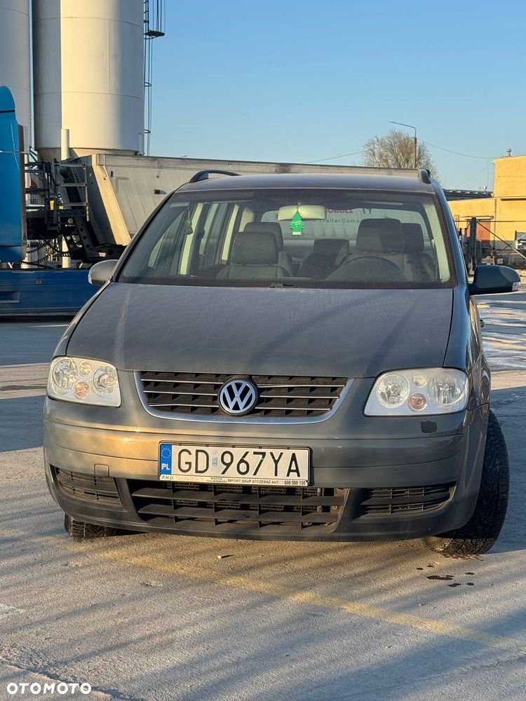 Volkswagen Touran 1.9 TDI Basis - 1