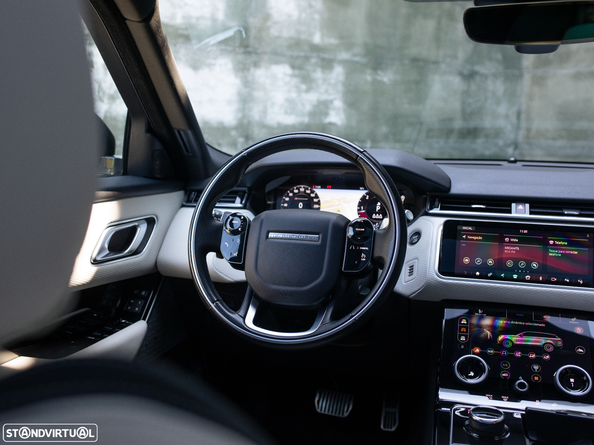 Land Rover Range Rover Velar 2.0 D R-Dynamic HSE - 42