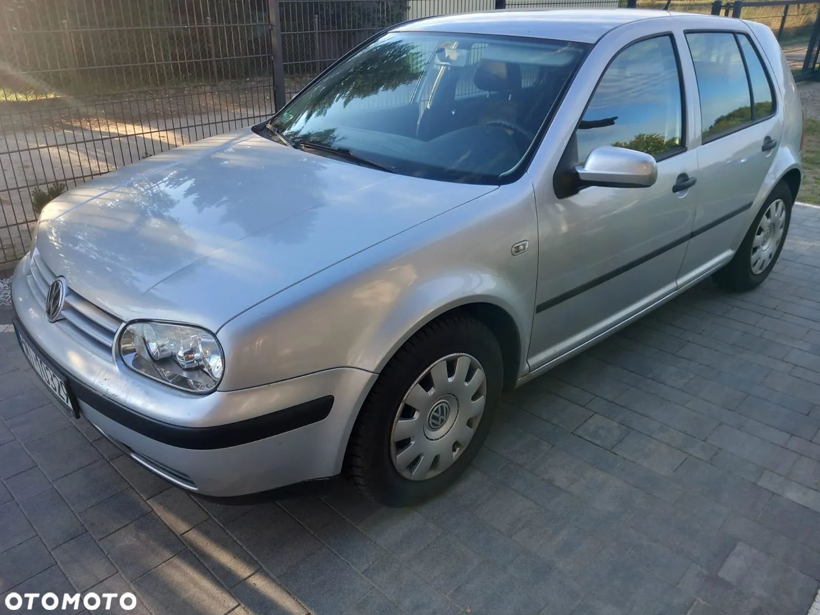 Volkswagen Golf IV 1.6 Comfortline - 1