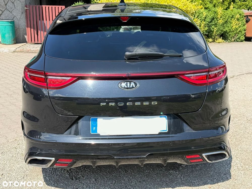 Kia ProCeed 1.6 T-GDI GT DCT - 3