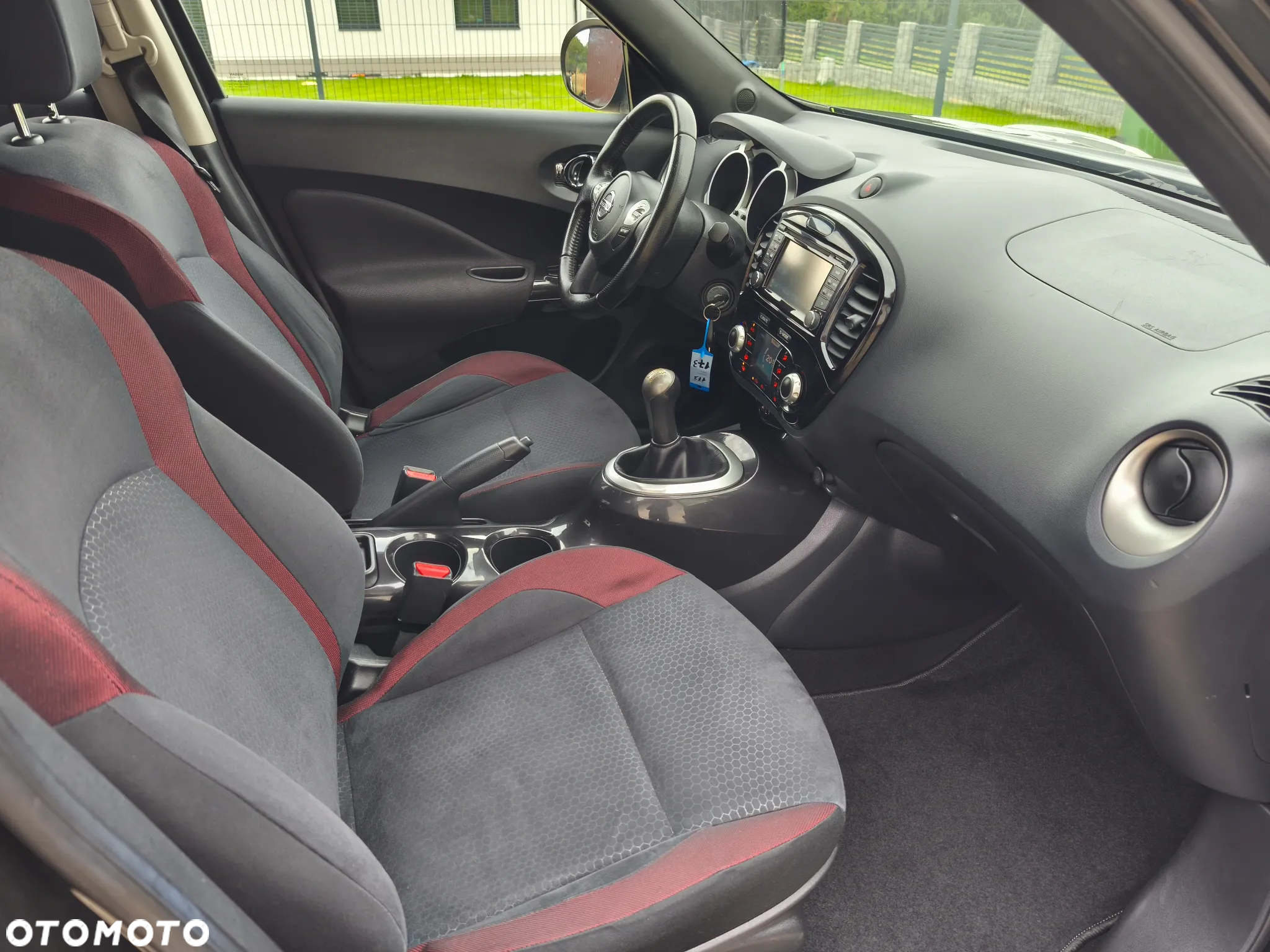 Nissan Juke 1.6 Tekna S&S - 24