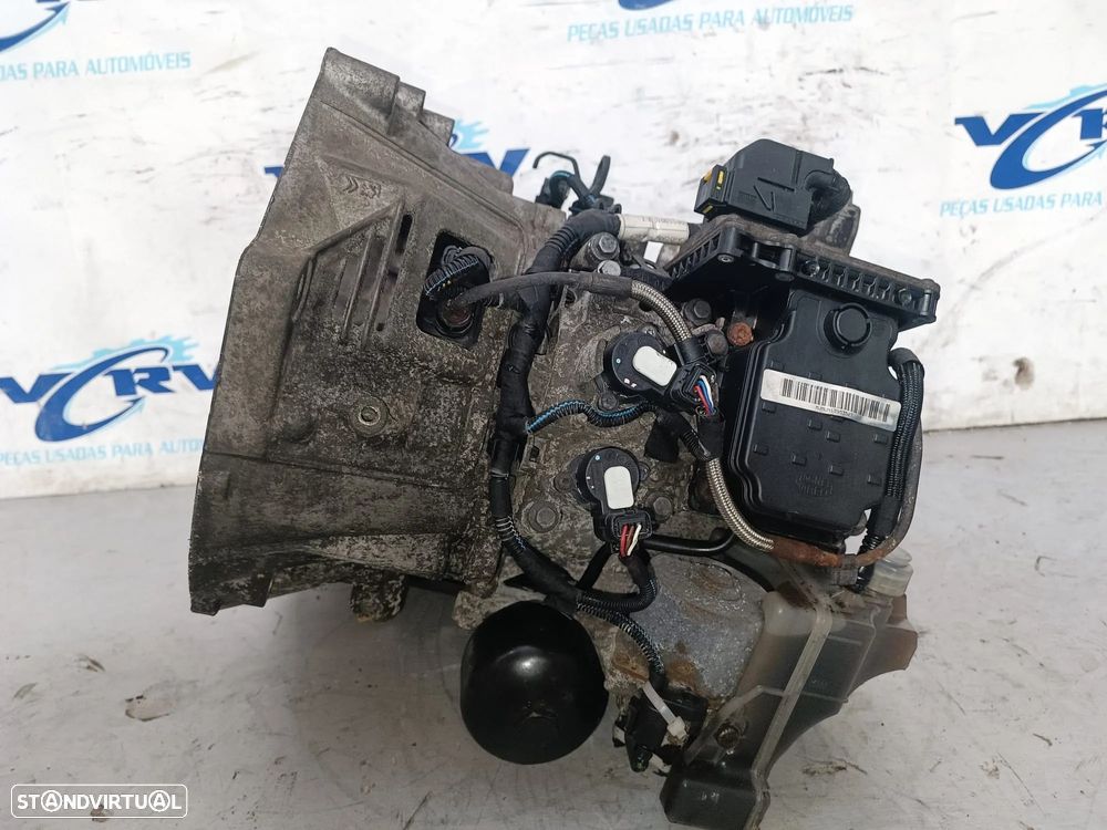 Caixa de velocidades Citroen C4 Picasso II 1.6 hdi Ref.: 20DR28 - 5