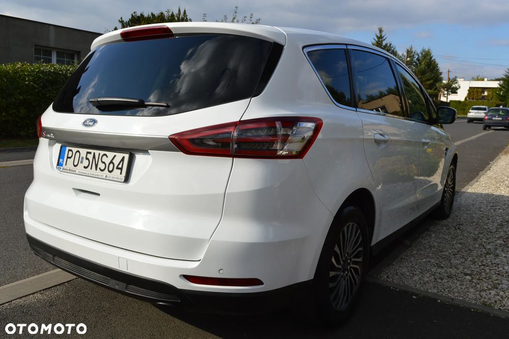 Ford S-Max - 14