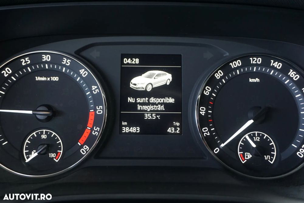 Skoda Octavia 2.0 TDI Style - 8