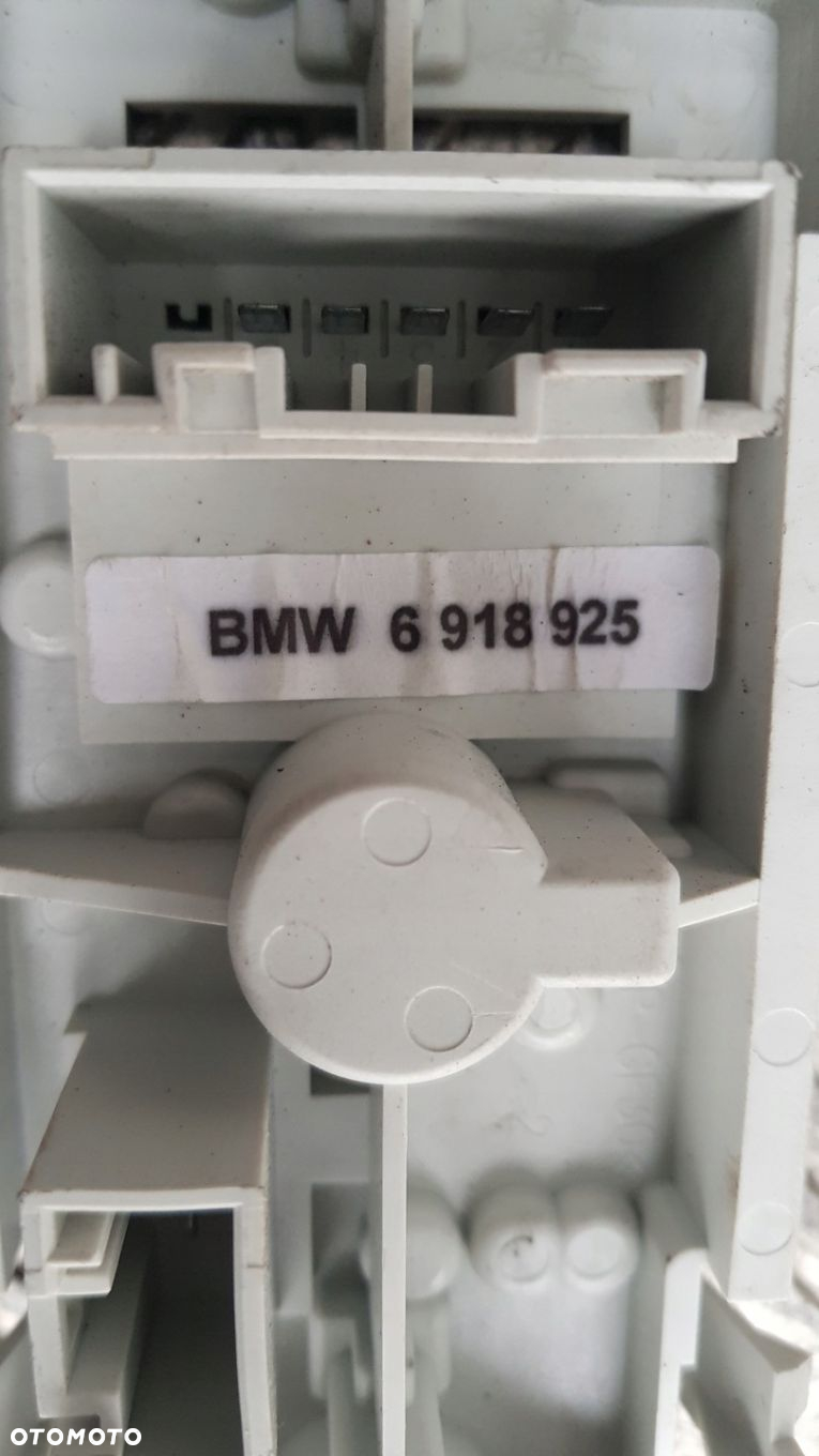 BMW E46 WKŁAD LAMPY PRAWY TYŁ ŻARÓWEK COMPACT - 4