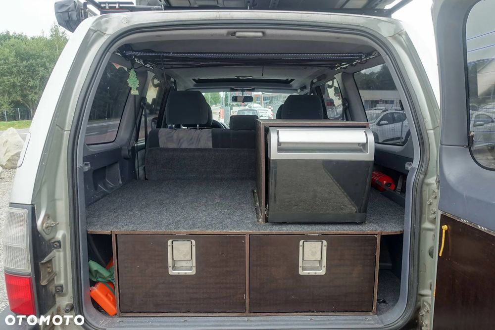 Toyota Land Cruiser - 27