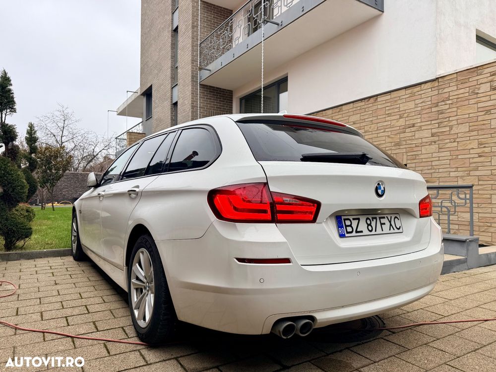 BMW Seria 5 520d Aut. Modern Line - 20