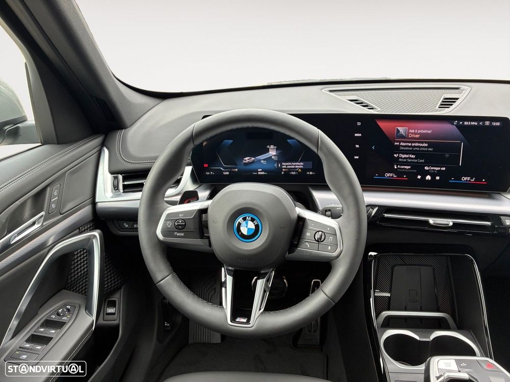 BMW iX1 eDrive20 - 7