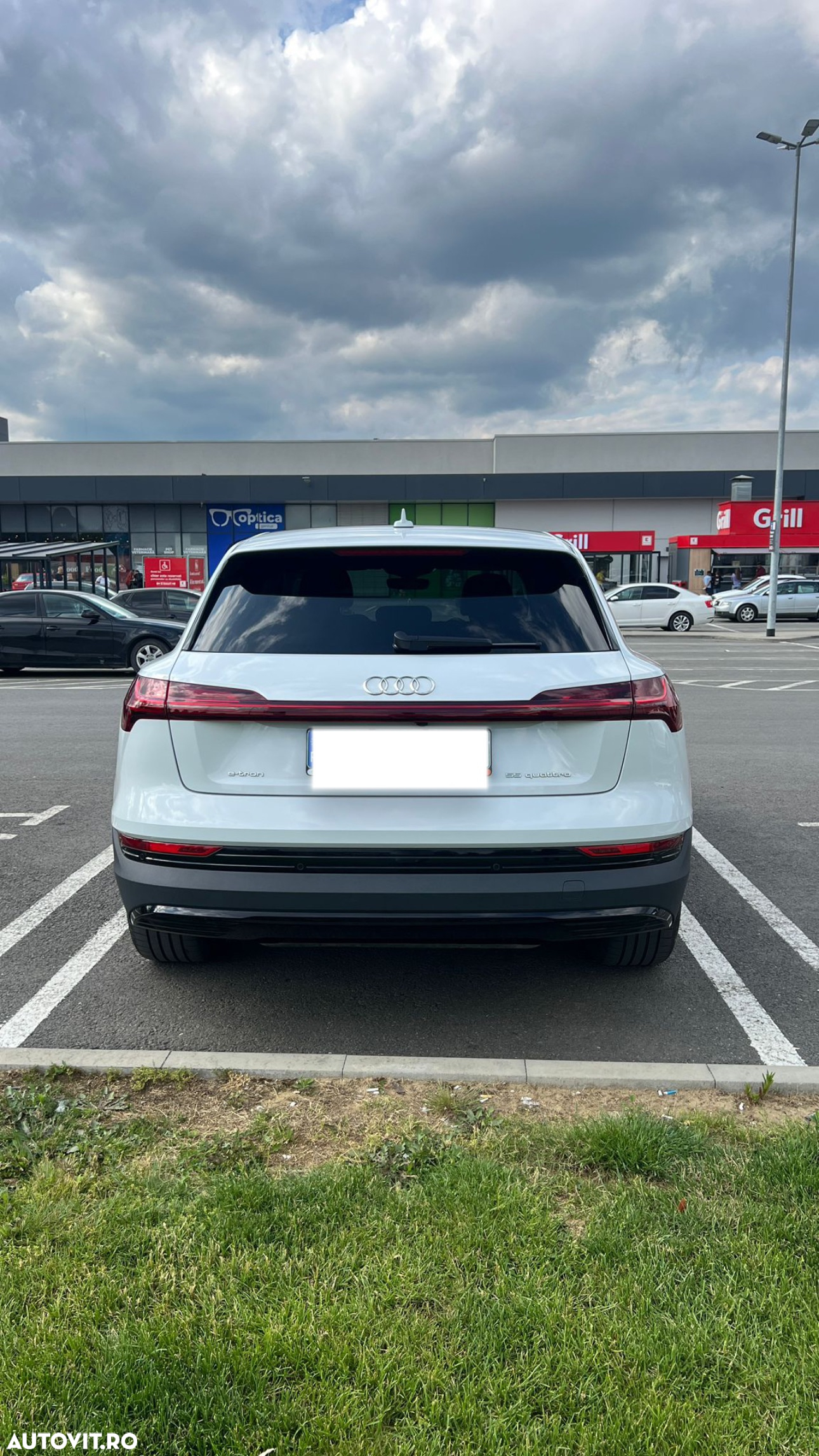 Audi e-tron quattro S - 3