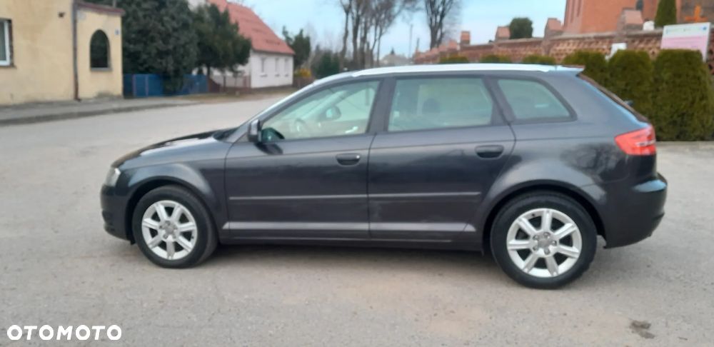 Audi A3 Sportback - 9