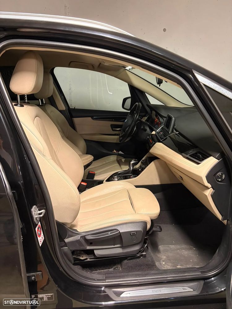BMW 218 Active Tourer d Line Luxury Auto - 7