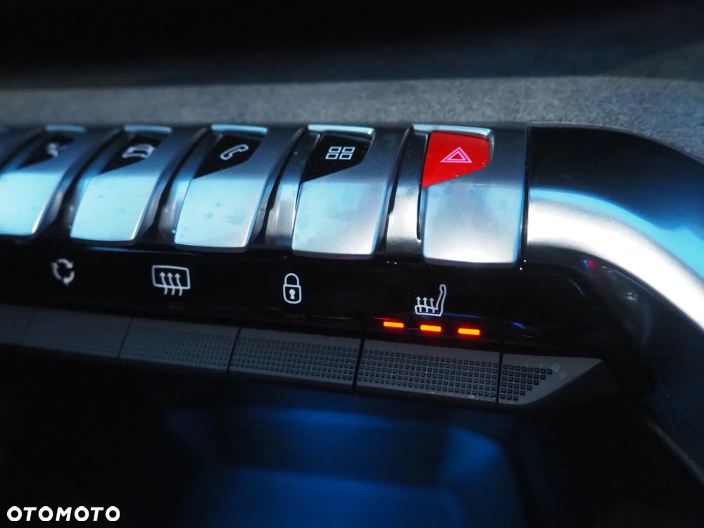 Peugeot 3008 1.6 PureTech Hybrid PHEV GT S&S EAT8 - 27