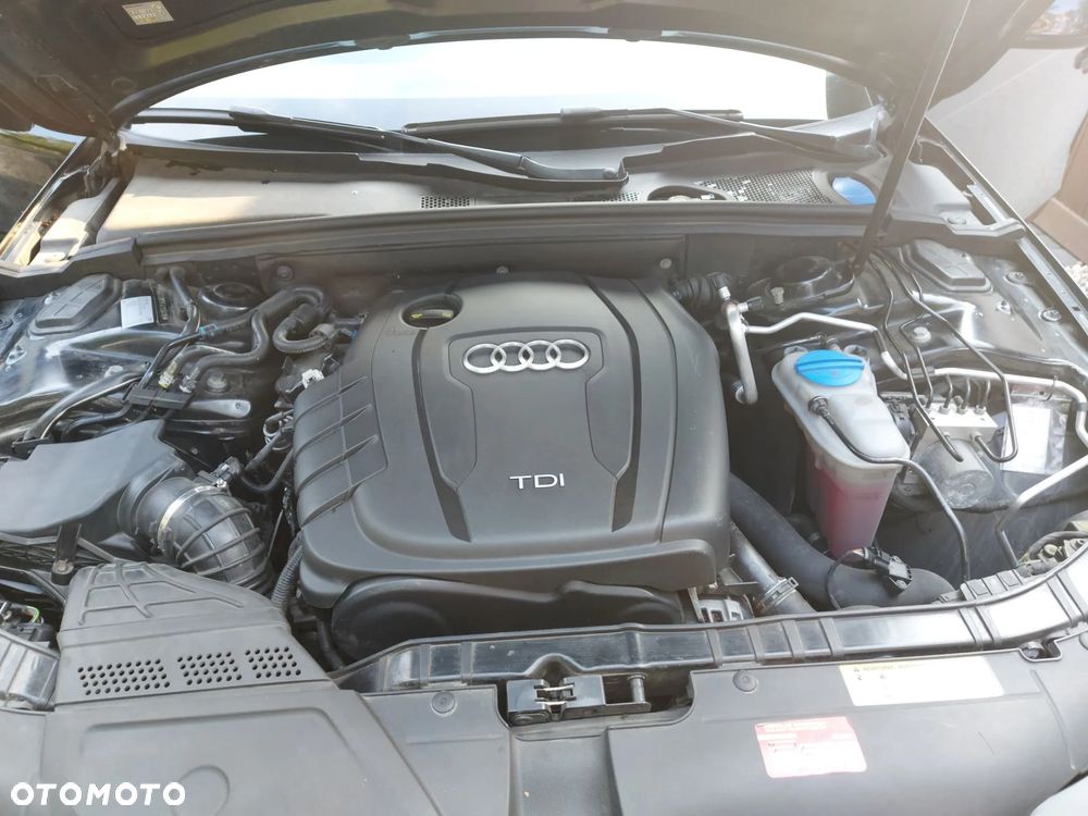 Audi A4 Avant 2.0 TDI Multitronic - 5