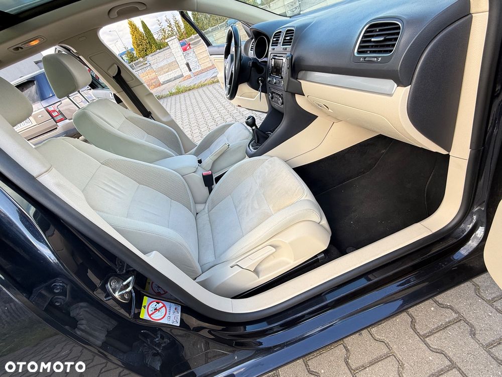 Volkswagen Golf - 36