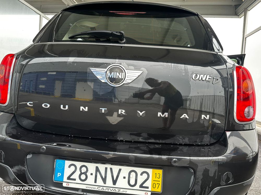 MINI Countryman One D - 11
