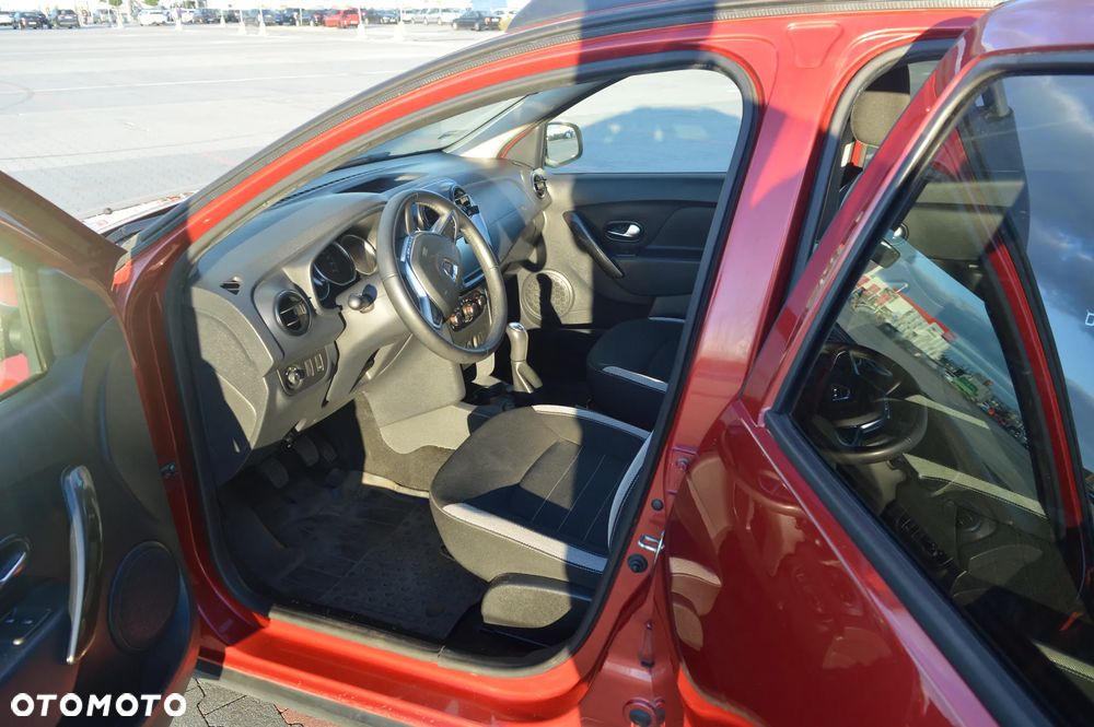 Dacia Sandero 0.9 TCe Laureate - 12