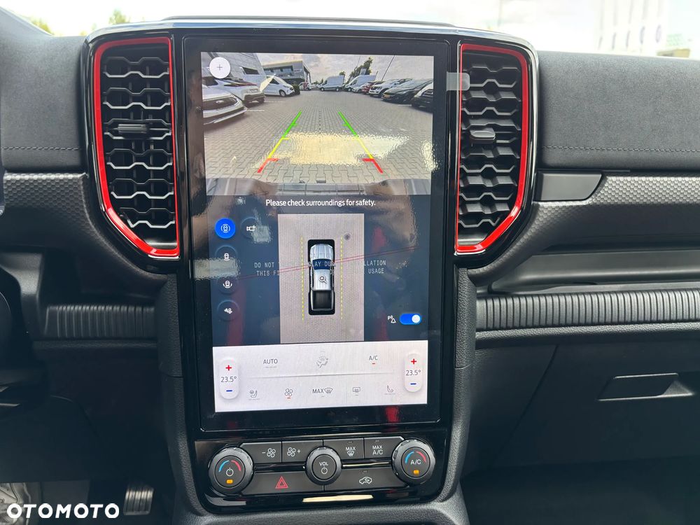 Ford Ranger Raptor - 25