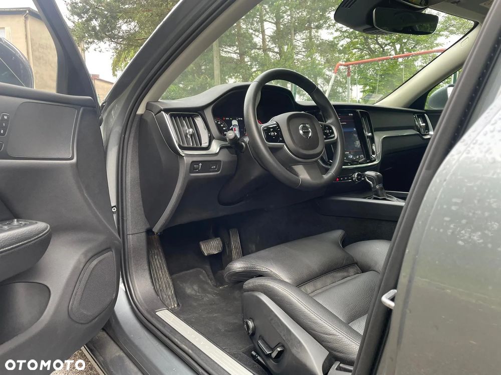 Volvo V60 D4 SCR AWD Inscription - 5