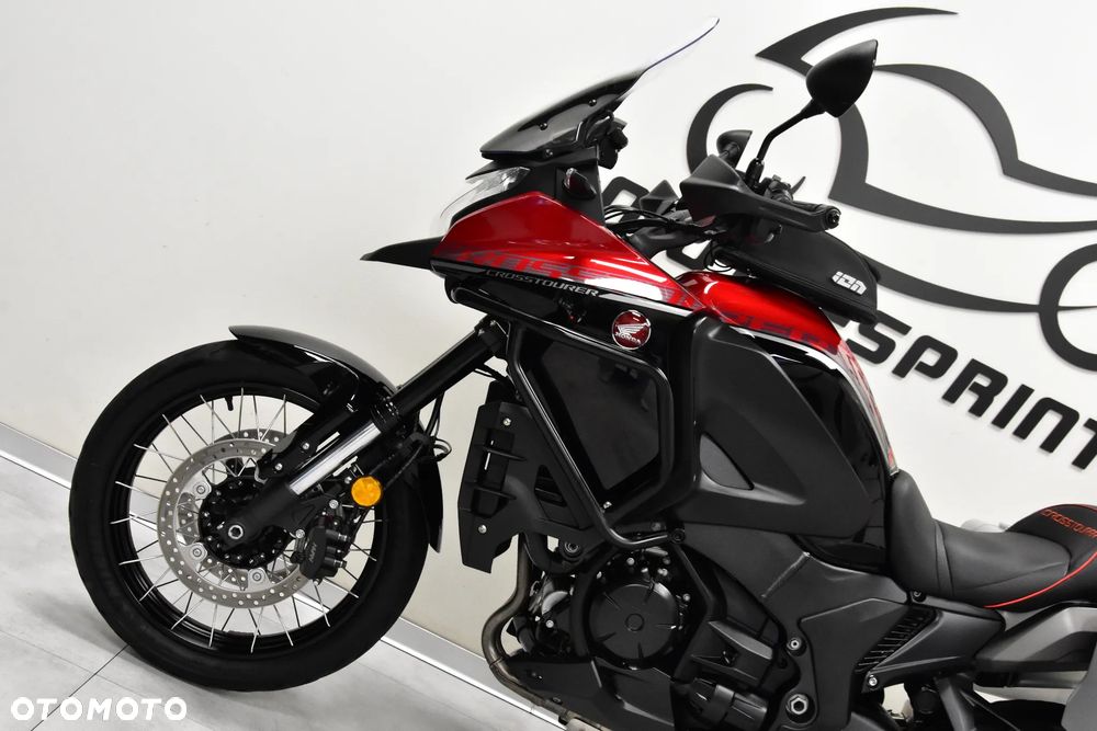 Honda VFR - 25