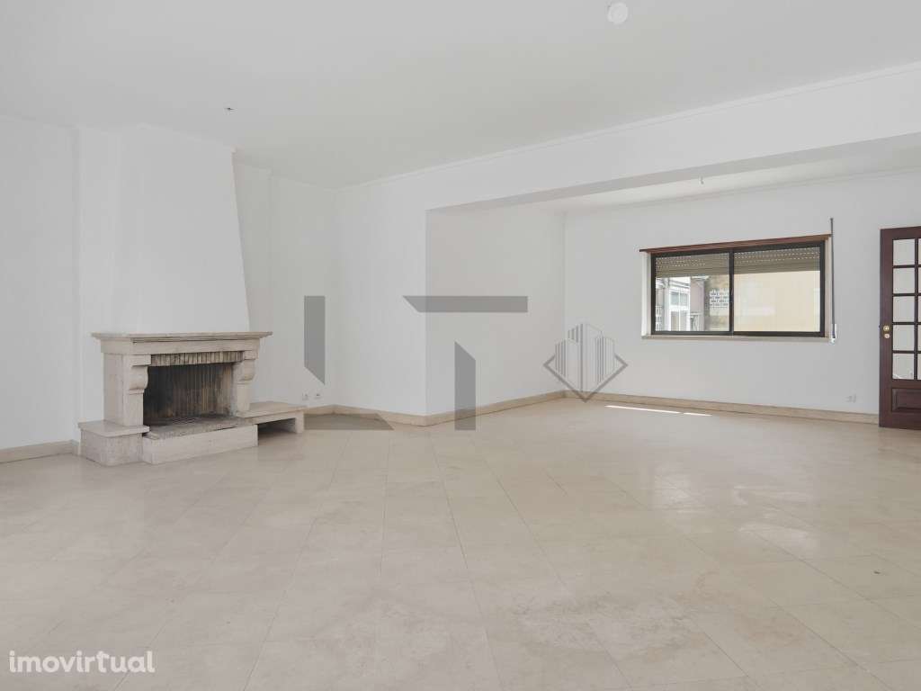 Apartamento T4 para Arrendamento em Campo de Ourique com Garagem e ... - Grande imagem: 5/35