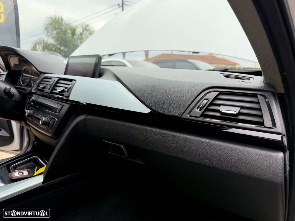 BMW 318 d Auto Pack M - 56