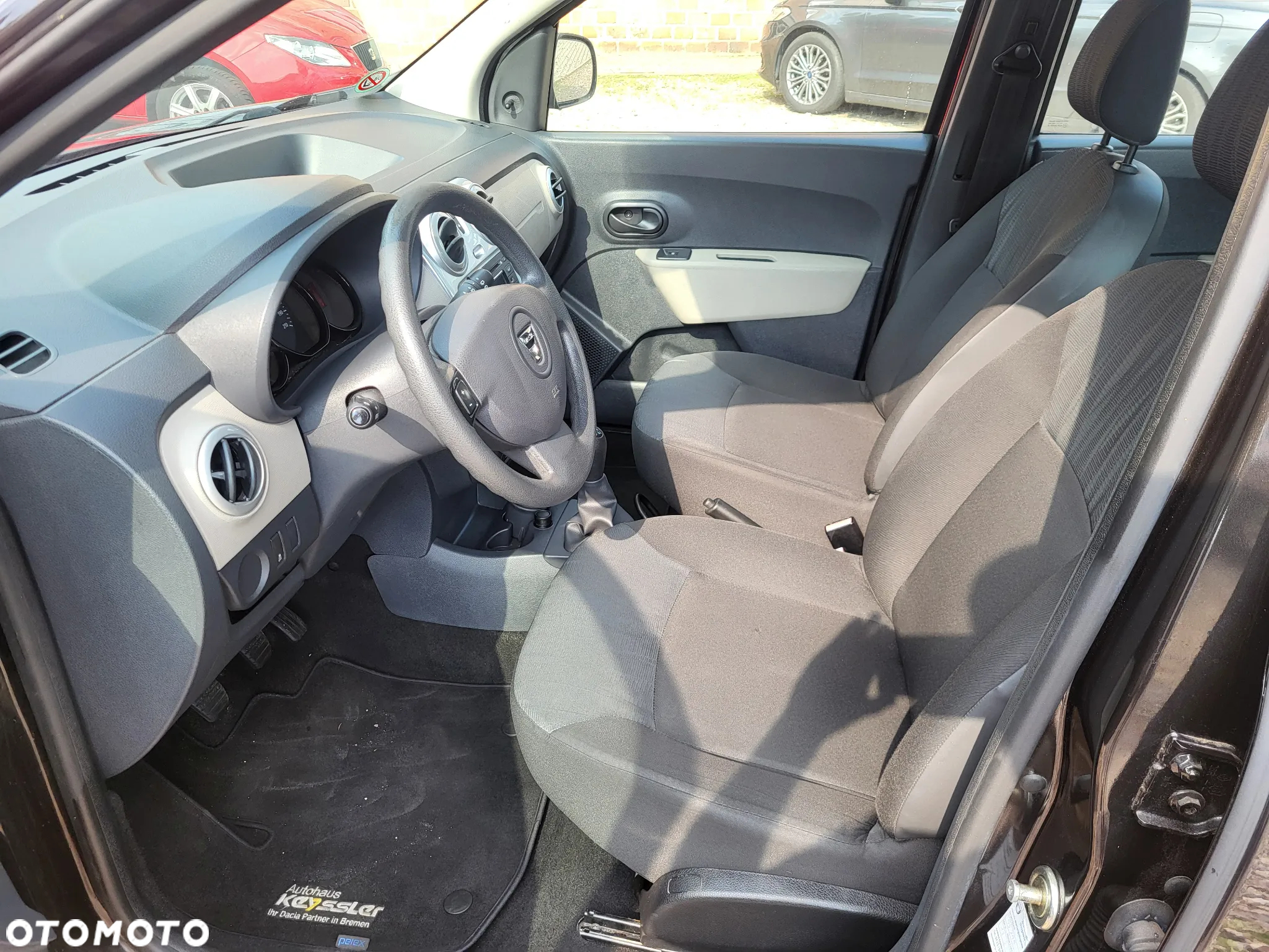 Dacia Lodgy 1.2 TCe Laureate - 4
