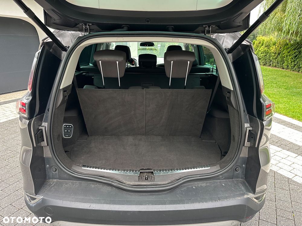 Renault Espace 1.6 dCi Energy Initiale Paris EDC 7os - 8