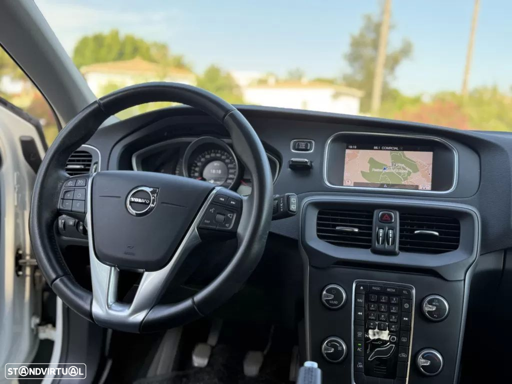 Volvo V40 2.0 D2 Momentum - 14
