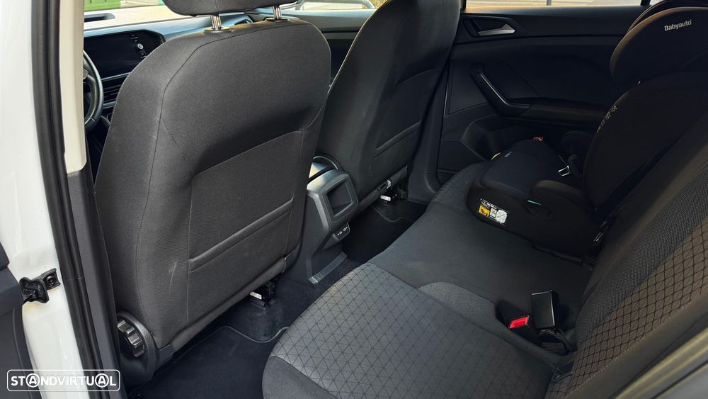 VW T-Cross 1.0 TSI BlackStyle DSG - 14