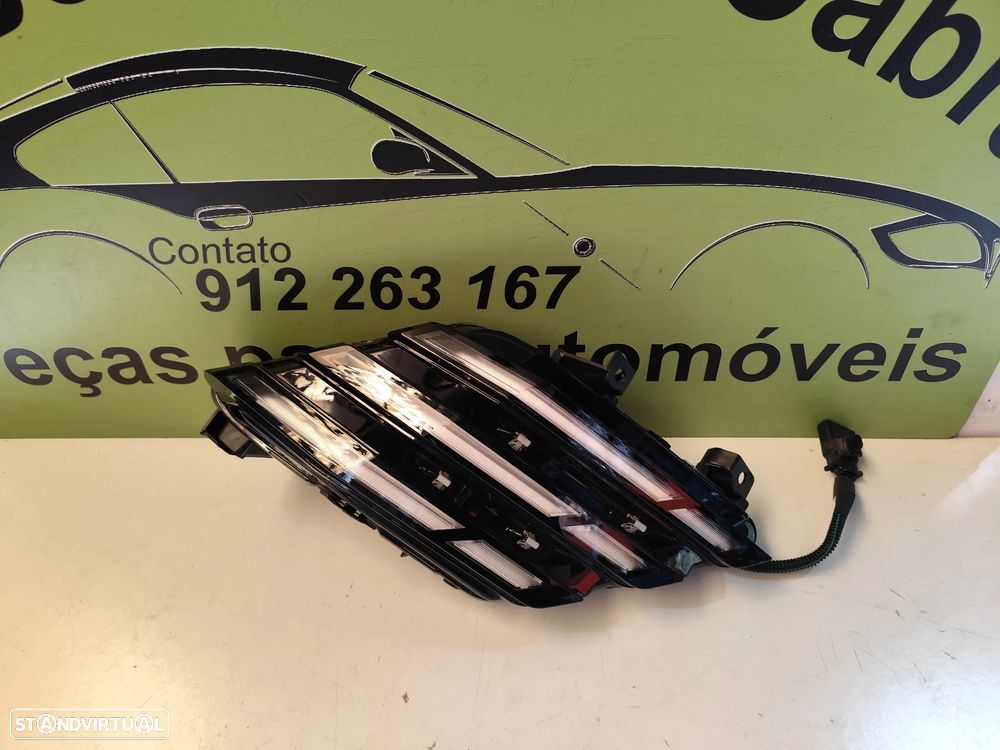 PEUGEOT 3008 III FAROL LED DIURNO DIREITO - 1
